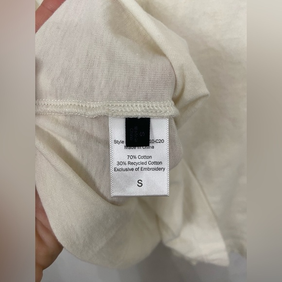 Jenni Kayne Cream Mountain Graphic Tee Size Small - Picture 4 of 5